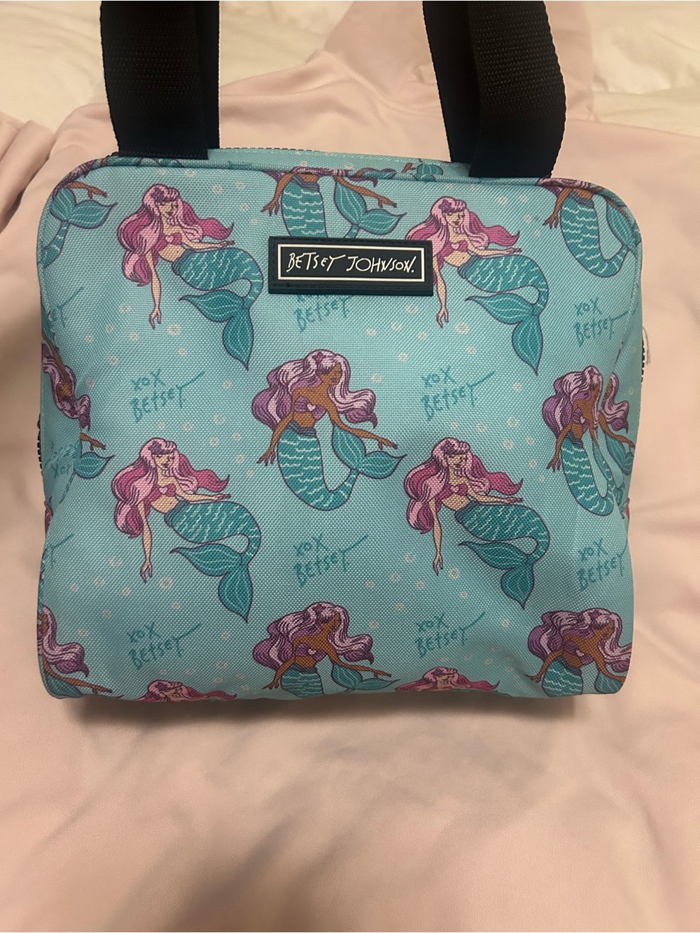 NWOT Betsey Johnson Turquoise insulated lunch bag with mermaid design